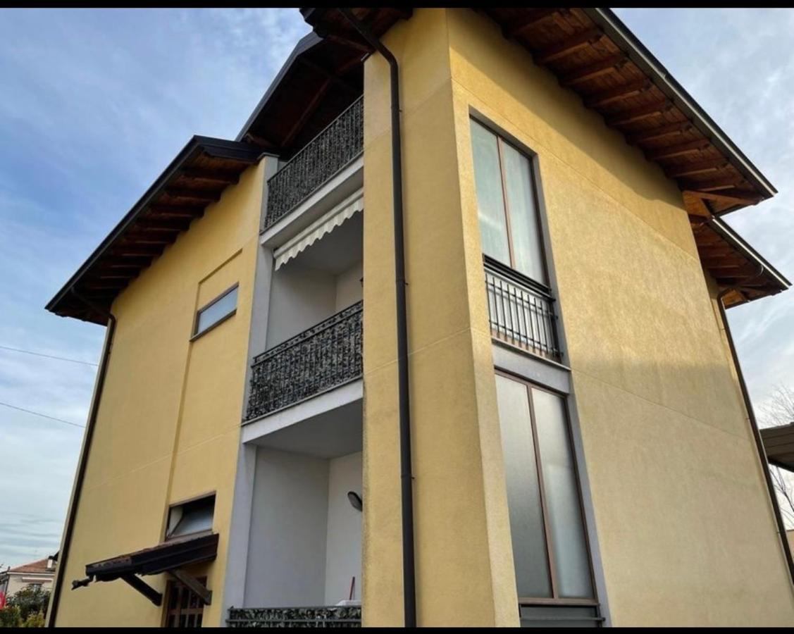 Bed and Breakfast La Corte Di Silvia Malpensa Кардано-аль-Кампо Екстер'єр фото